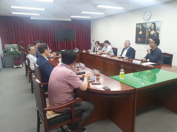 ���ر� ����, �����뱸���а� �湮 �����